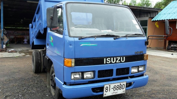 ขายดั้ม3คิว NKR100แรง เครื่องดี แคชซีสวย ยางดี ภายในสวย สภาพพร้อมใช้งาน เอกสารพร้อมโอน สนใจโทร 090-8588220คุณนะ ID:narong498 หรือwww.truck.in.th/498