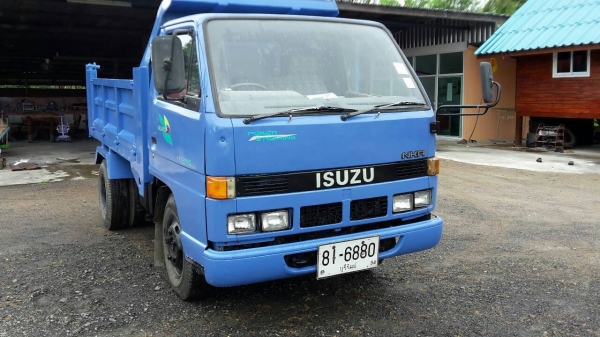 ขายดั้ม3คิว NKR100แรง เครื่องดี แคชซีสวย ยางดี ภายในสวย สภาพพร้อมใช้งาน เอกสารพร้อมโอน สนใจโทร 090-8588220คุณนะ ID:narong498 หรือwww.truck.in.th/498