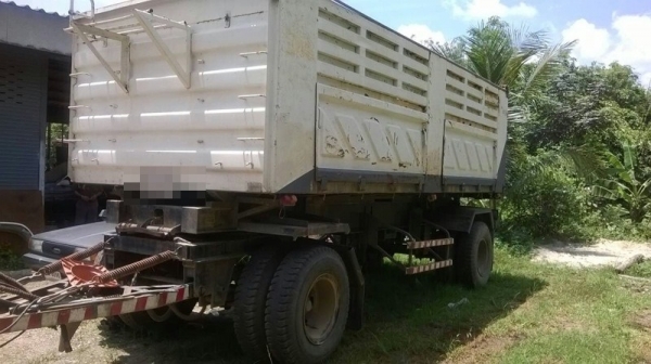 รถอีซูซุ 10 ล้อดั้ม 270 แรงม้า. ปี 49 ( ขายแม่ , ลูก ) สนใจติดต่อ 081 - 6079515 รถอีซูซุ 10 ล้อดั้ม 270 แรงม้า. ปี 49 ( ขายแม่ , ลูก ) สนใจติดต่อ 081 - 6079515