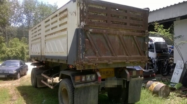 รถอีซูซุ 10 ล้อดั้ม 270 แรงม้า. ปี 49 ( ขายแม่ , ลูก ) สนใจติดต่อ 081 - 6079515 รถอีซูซุ 10 ล้อดั้ม 270 แรงม้า. ปี 49 ( ขายแม่ , ลูก ) สนใจติดต่อ 081 - 6079515