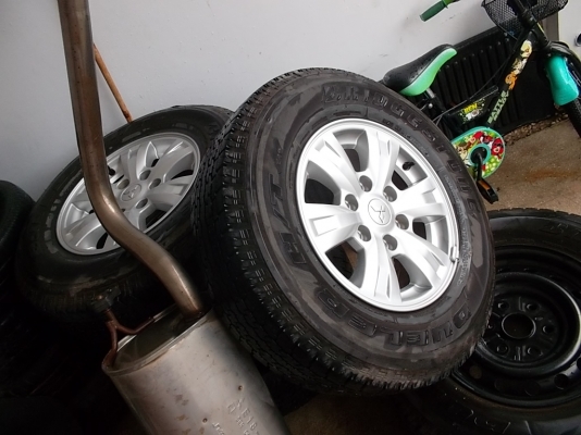 แม็คพร้อมยาง มิตรซูไทรทัน ถอดออกจากป้ายแดง แม็คพร้อมยาง มิตรซูไทรทัน ถอดออกจากป้ายแดง