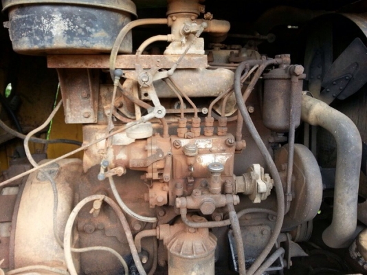 รถตัก TCM  /  4 สูบ.  สนใจติดต่อ 081 - 6079515