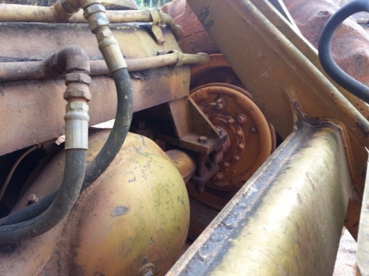 รถตัก TCM  /  4 สูบ.  สนใจติดต่อ 081 - 6079515