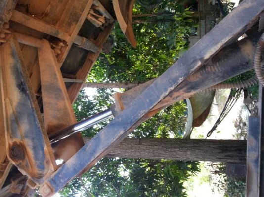 ขาย sumo 227 เครื่องเกียร์ของ3 m( 240 แรง)