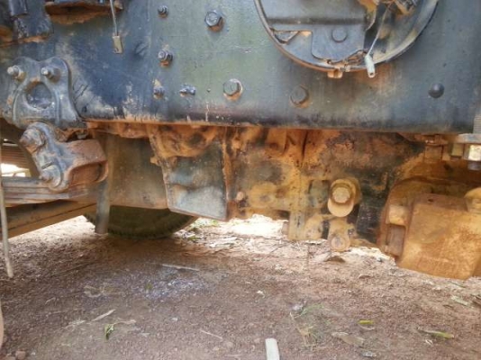 ขาย sumo 227 เครื่องเกียร์ของ3 m( 240 แรง)