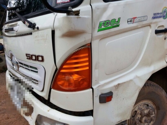 รถฮีโน่ 6 ล้อดั้ม FC9J 175 แรงม้า. ปี 53 ( รถวิ่ง 19x,xxx กม. ) สนใจติดต่อ 081 - 6079515 รถฮีโน่ 6 ล้อดั้ม FC9J 175 แรงม้า. ปี 53 ( รถวิ่ง 19x,xxx กม. ) สนใจติดต่อ 081 - 6079515