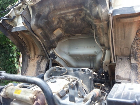 รถอีซูซุ 6 ล้อดั้ม  210 แรงม้า. ปี 54  ( รถวิ่ง 1xx,xxx กม. )  สนใจติดต่อ 081 - 6079515