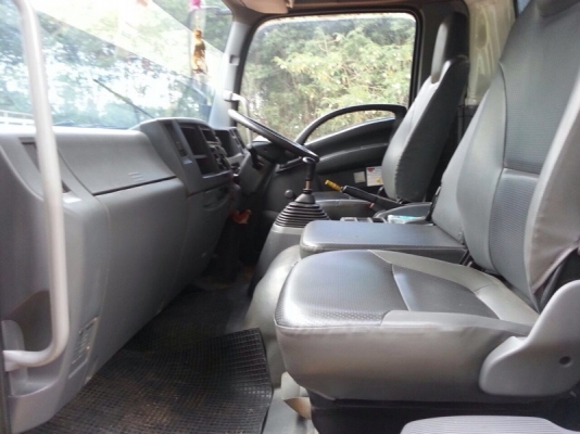 รถอีซูซุ 6 ล้อดั้ม  210 แรงม้า. ปี 54  ( รถวิ่ง 1xx,xxx กม. )  สนใจติดต่อ 081 - 6079515