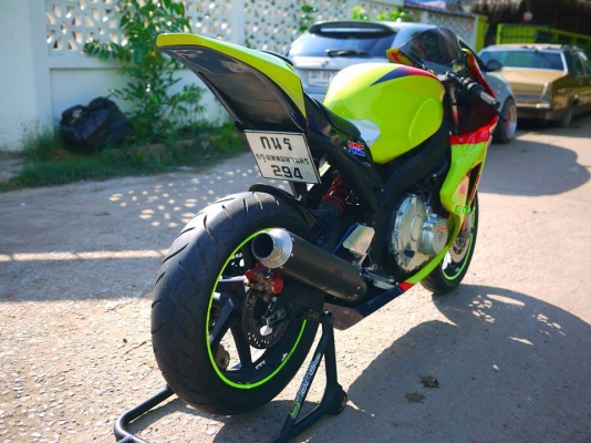 ขาย cbr400 พร้อมทะเบียนแท้ แฟริ่ง Cbr1000 2008 พร้อมครอบถัง ท่อสูตร เครื่องดี ขาย cbr400 พร้อมทะเบียนแท้ แฟริ่ง Cbr1000 2008 พร้อมครอบถัง ท่อสูตร เครื่องดี