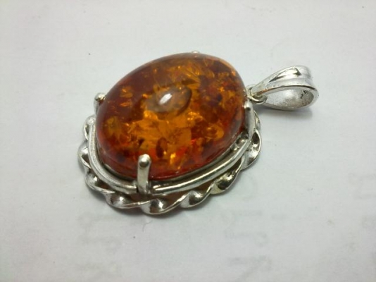 จี้เงินแทัพลอยอัมพัน