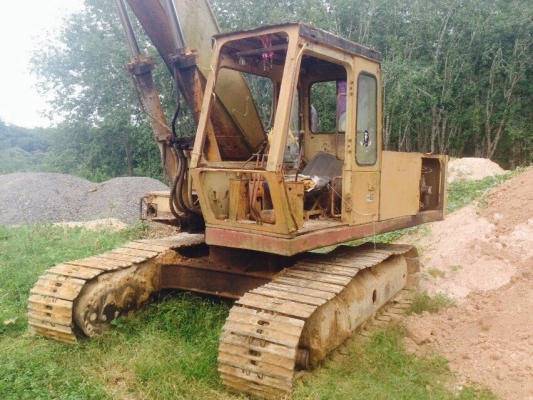ขายรถแบคโฮ KOMATSU PC 200-2 พร้อมใช้งาน สนใจโทร 081-970-1072