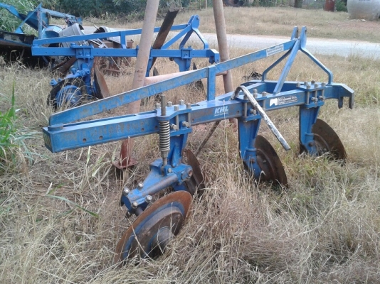 ขายแล้ว ขอบคุณ พี่อิทธิพล อ.โพธิ์ชัย จ.ร้อยเอ็ด มารับหางไถ3จาน ไคเฮงหลี จักรกล  รุ่นใหม่สภาพสวยถึงที่ร้าน