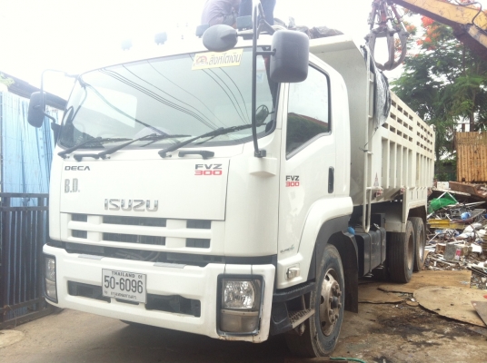 ขายดาวน์รถ10ล้อ 2 เพลาดั้ม Isuzu FVZ 300 แรงม้า ปี 2556 ใช้งาน 25,000 กิโลเท่านั้น