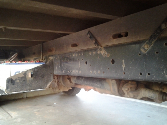 ISUZU    NKR  130  เทอร์โบ  ปี52   ยาว  4เมตร30 ทะเบียนพร้อม