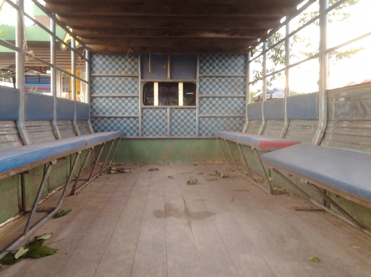 ISUZU    NKR  130  เทอร์โบ  ปี52   ยาว  4เมตร30 ทะเบียนพร้อม