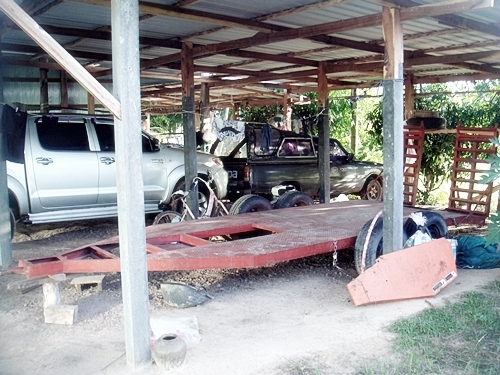 ฝากขายครับรถเกี่ยวข้าวคูโบต้า DC68พร้อมเทรลเลอร์