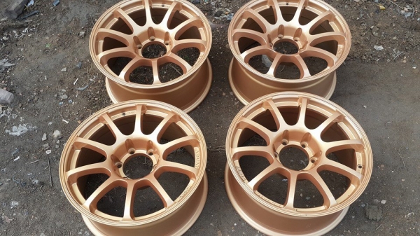 Advan ขอบ 18 6รู 8.5-9.5