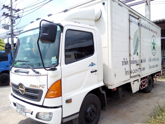 6 ล้อกลาง  *Euro.2*  HINO  MEGA  FC4J 150 แรงม้า+Turbo+Inter *ยาว 5.50 ม.*  *รถห้างแท้*  (มีกระบะเปลี่ยนให้)