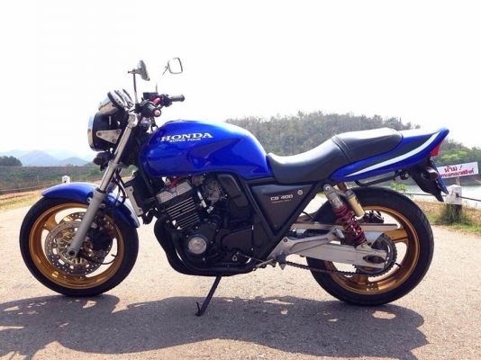 ขาย Cb400 ปี95 สำเนาทะเบียน ไม่ขาดต่อ 64000 บาท