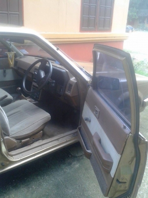 ขาย โตโยต้าโคโรน่า(หน้าแหลม)