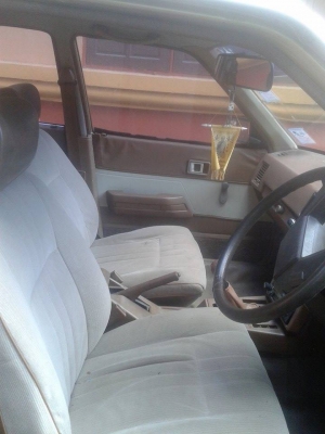 ขาย โตโยต้าโคโรน่า(หน้าแหลม)