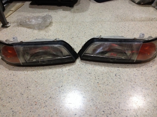 ไฟหน้า A32 ของเก่าญี่ปุ่นสภาพสวย