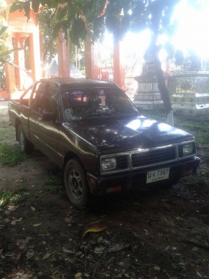 ขาย อีซุซุ KB แค๊บ2200หลังคาโป่ง ขายถูก ขาย อีซุซุ KB แค๊บ2200หลังคาโป่ง ขายถูก