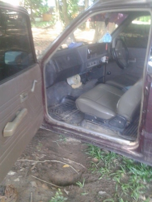 ขาย อีซุซุ KB แค๊บ2200หลังคาโป่ง ขายถูก