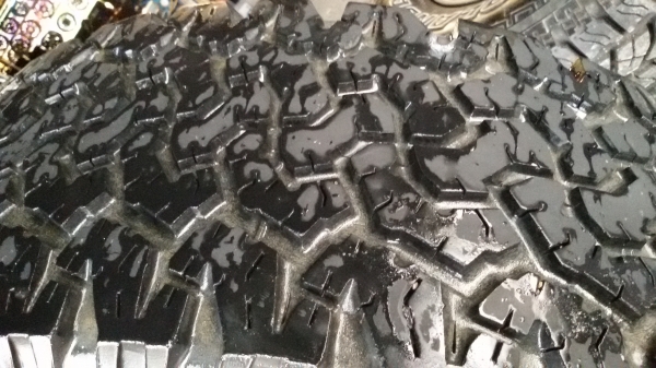 ยาง BF265 75 16ปี10ชุดละ8500