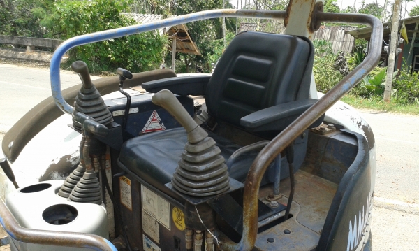 ขายแบคโฮ MITSUBISHI MM40CR แทรคเหล็ก พร้อมอินวอยด์ ขายแบคโฮ MITSUBISHI MM40CR แทรคเหล็ก พร้อมอินวอยด์