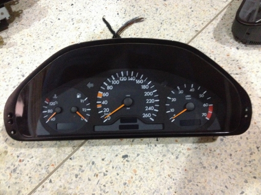 ไมล BENZ C220 ของเก่าญี่ปุ่นสภาพสวย