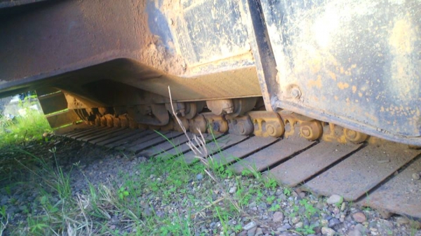 รถแบคโฮ SUMITOMO LS2800 F2 รถสวย มีทะเบียนครบ โซ่ใหม่ทั้งสองข้าง.