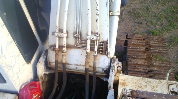 รถแบคโฮ SUMITOMO LS2800 F2 รถสวย มีทะเบียนครบ โซ่ใหม่ทั้งสองข้าง.