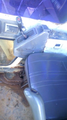 รถแบคโฮ SUMITOMO LS2800 F2 รถสวย มีทะเบียนครบ โซ่ใหม่ทั้งสองข้าง.