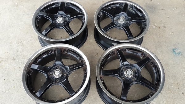 ขอบ 15 4รู100 ครบชุด 4วง