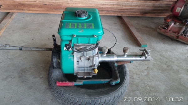 ขายเครื่องคาวา 6.5 แรง พร้อมหาง ยาว 8 ฟุตครับ ขายเครื่องคาวา 6.5 แรง พร้อมหาง ยาว 8 ฟุตครับ