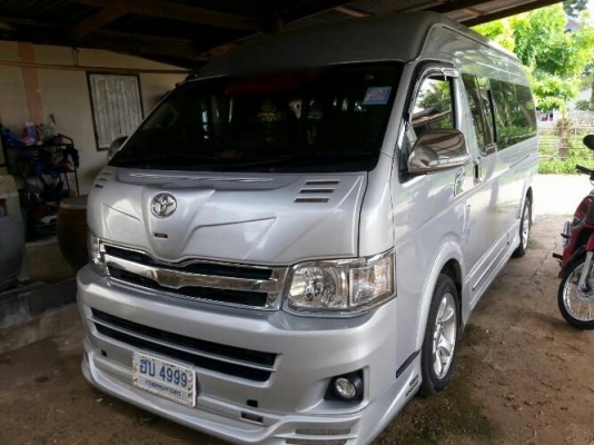 ขายรถตู้TOYOTA COMMUTER D4D ปี2012 แต่งชุดVIPชุดใหญ่เต็มชุด เครื่องVVT-i เครื่องดี ภายในสวยมาก สภาพเหมือนใหม่พร้อมใช้งาน เอกสารพร้อมโอน สนใจโทร090-8588220คุณนะ ID:narong498 หรือwww.truck.in.th/498