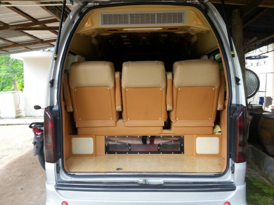 ขายรถตู้TOYOTA COMMUTER D4D ปี2012 แต่งชุดVIPชุดใหญ่เต็มชุด เครื่องVVT-i เครื่องดี ภายในสวยมาก สภาพเหมือนใหม่พร้อมใช้งาน เอกสารพร้อมโอน สนใจโทร090-8588220คุณนะ ID:narong498 หรือwww.truck.in.th/498