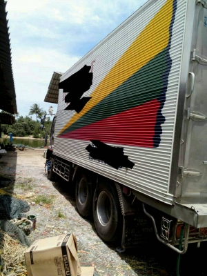 ขายรถบรรทุก 10 ล้อตู้เปียก ISUZU DECA 195 แรงม้าปี 2542 ราคา 950000