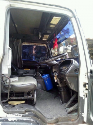 ขายรถบรรทุก 10 ล้อตู้เปียก ISUZU DECA 195 แรงม้าปี 2542 ราคา 950000