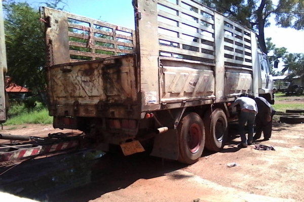 กระบะ 10 ล้อ สามมิตรลอนเฉียง ไม่ดัมพ์ ยาว 6 เมตร