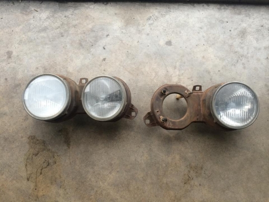 ขายไฟ BMW E30  Hella มี3ดวง ขาย1000บาท อยู่กรุงเทพ อ่อนนุช ศรีนครินทร์ ใกล้ซีคอน ส่งทั่วประเทศ รายละเอียดโทร0817113399 LINE id : bigbangsup