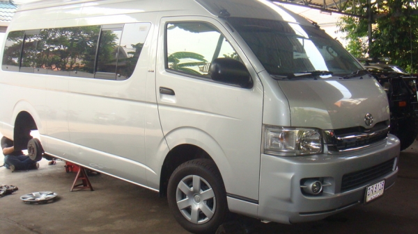 รัับแก้ปัญหาช่วงล่าง รถตู้ Toyota by Shock Profender รัับแก้ปัญหาช่วงล่าง รถตู้ Toyota by Shock Profender