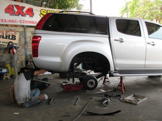 รับแก้ปัญหาช่วงล่าง รถกระบะ isuzu by Shock Profender