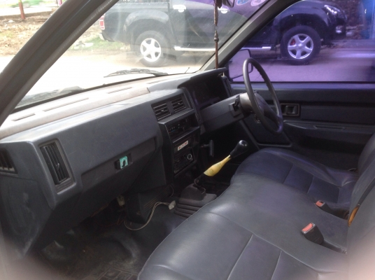 Nissan big m หัวเดียว เพาเวอร์ ปี 95 ฝาแดง เครื่องแน่น โทร 0849021669