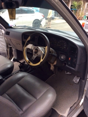 Nissan big m หัวเดียว เพาเวอร์ ปี 95 ฝาแดง เครื่องแน่น โทร 0849021669