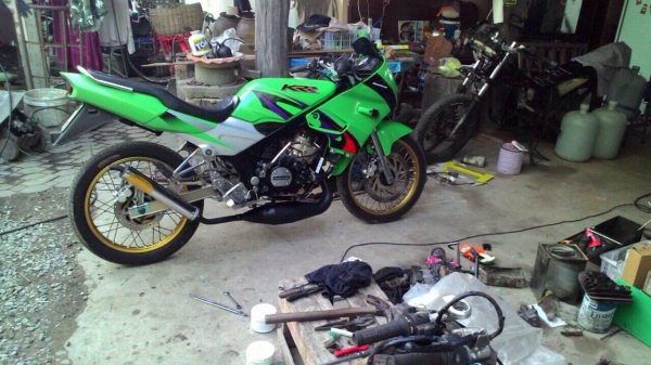 ด่วนครับ คาวาซากิ kr สภาพสวย รายละเอียดสอบถามได้ที่ 0899809414