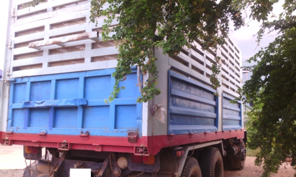 HINO 227 220 แรงม้า 2 เพลาดัมพ์ คอกเกษตร