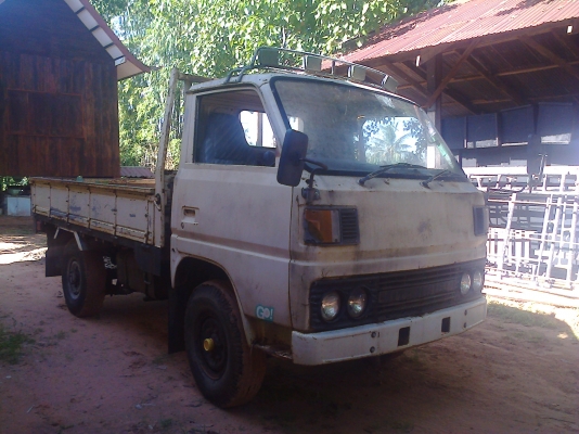 สี่ล้อ มิตซู 100แรง สภาพดีพร้อมใช้ มีเล่มทะเบียน แต่ไม่มีชุดโอน