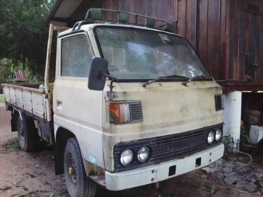 สี่ล้อ มิตซู 100แรง สภาพดีพร้อมใช้ มีเล่มทะเบียน แต่ไม่มีชุดโอน